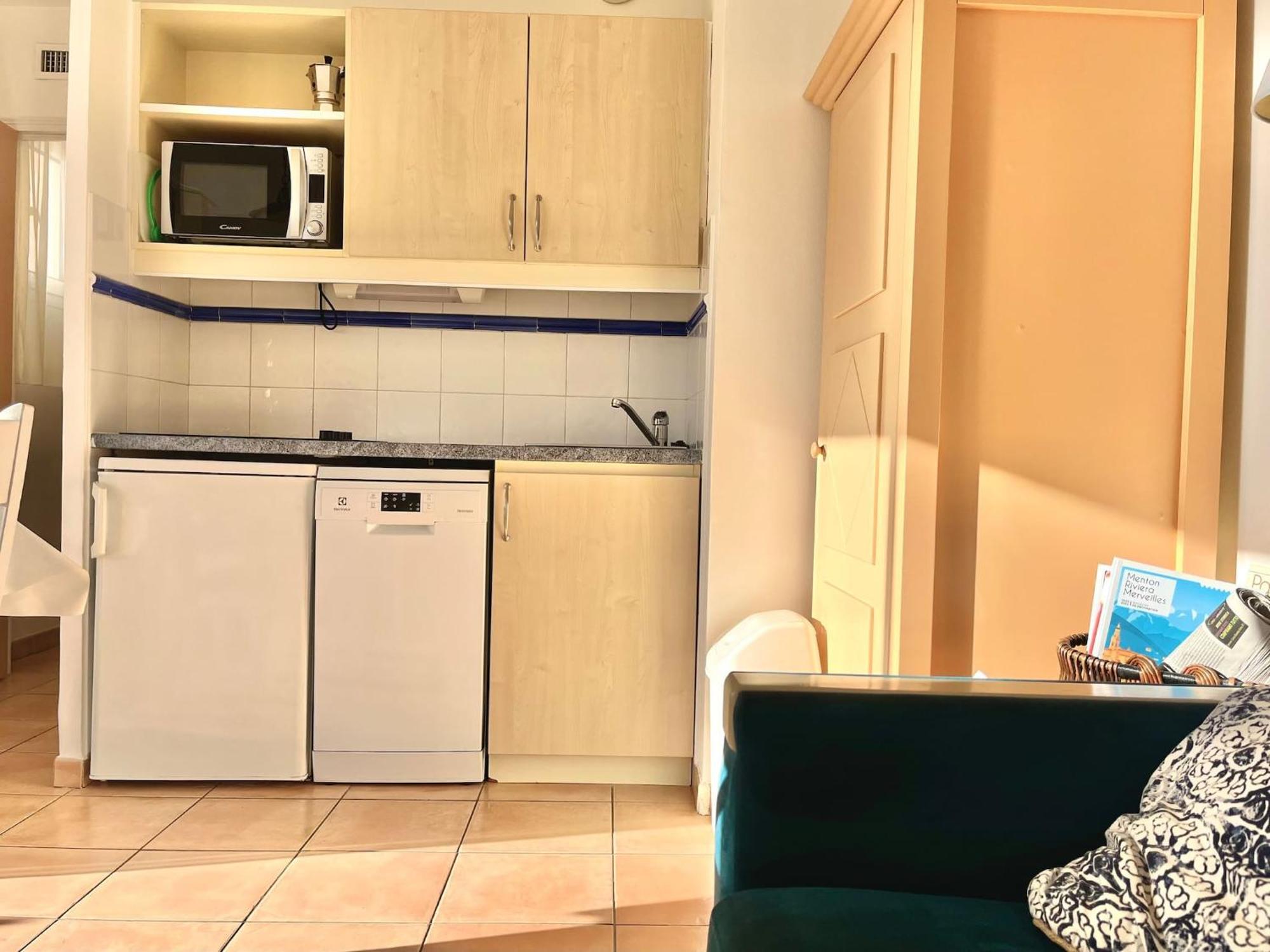 Apartamento "Le Rooftop Des Rivages" Immense Terrasse, Centre Menton Exterior foto